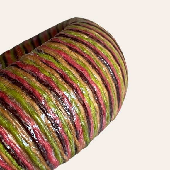 ๐บ Boutique Boho Colorful Embroidery Thread Wrapped Bangles Set - Picture 3 of 5